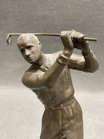 GOLF: Regula sculpture with patina.
Height:...