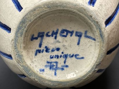 RAOUL LACHENAL (1885-1956)
Earthenware vase....