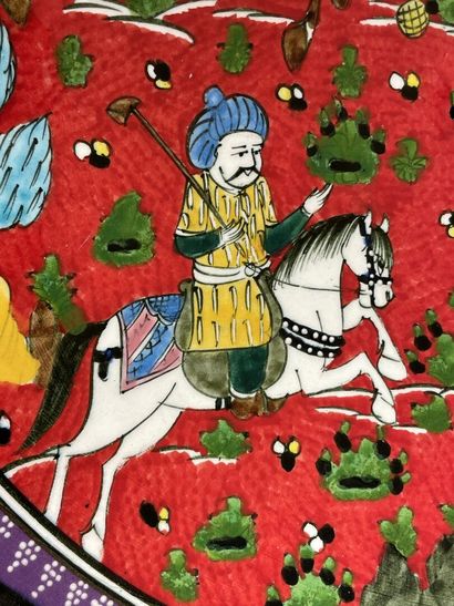 Plat en faïence KÜTANYA
Turquie XXe
H. :6...