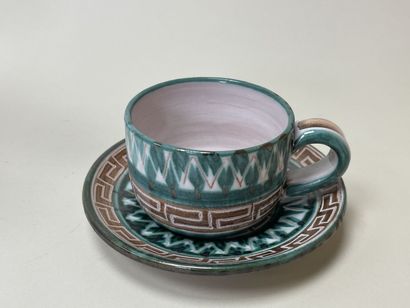 Robert PICAULT (1919-2000). 
Part of a coffee...