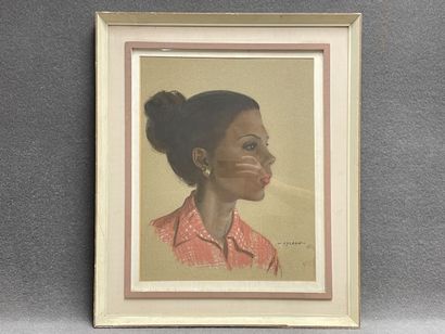 OXLADE ( XX°)
Portrait de femme. 
Pastel...