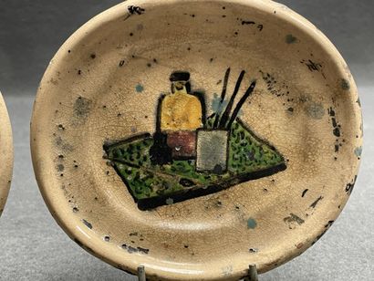 Paire de petites assiettes artisanales en...