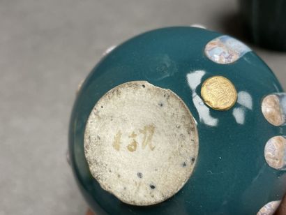 Lot de neuf céramiques diverses. 
H. : de...