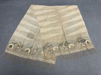 Hammam towel in linen with embroidered borders...