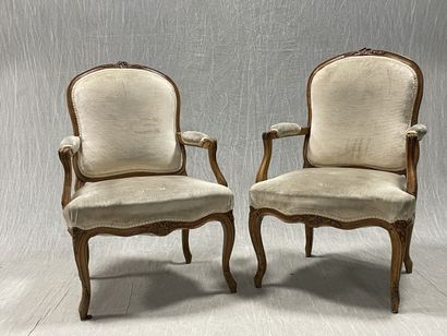 Pair of armchairs in carved natural wood,...