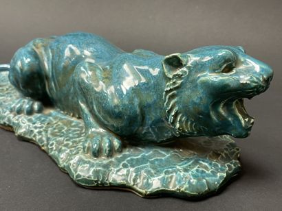 PRIMAVERA. 
Ceramic lioness, signed. 
9 x...