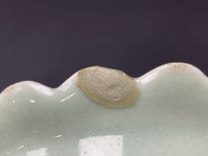 CHINA: Celadon porcelain bowl.
Qianlong stamp.
H:...