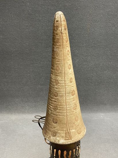 ACCOLAY. 
Stoneware and patinated metal lamp....