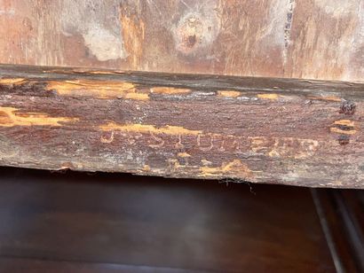 Cylinder inlaid desk with cubes.
Louis XV...