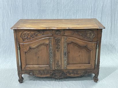 Provençal sideboard in carved and molded...