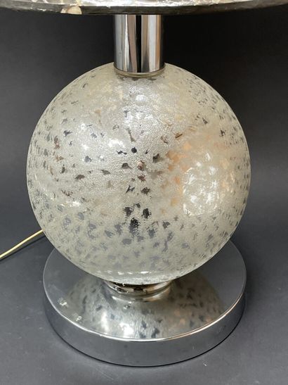 Lamp in metal and granite glass.
Circa 1970.
H:...