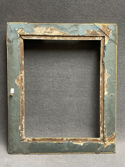 Wood and gilded stucco frame. 
Louis XV style.
Interior...