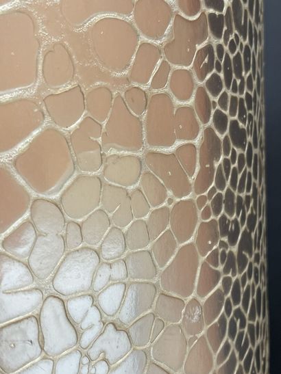 Lamp in metal and granite glass.
Circa 1970.
H:...