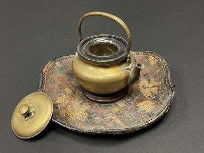 SUSSE Frères: Japanese inkwell featuring...