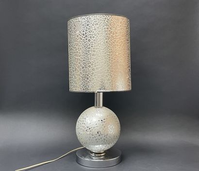 Lamp in metal and granite glass.
Circa 1970.
H:...