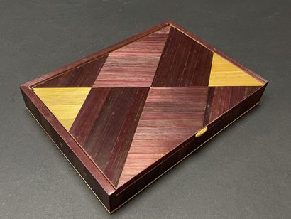 Straw marquetry box with geometric decoration....
