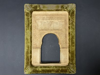 Model of the Alhambra Gate in plaster, velvet...