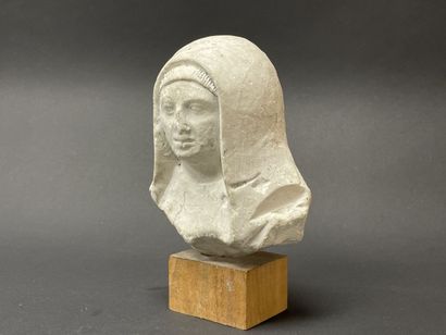 Bust of a nun.
17th century plaster cast...