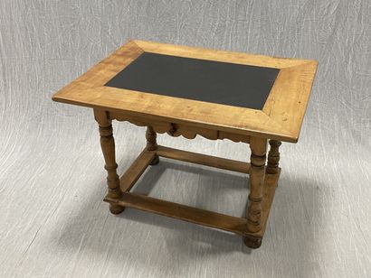 Fruitwood changer's table, other legs joined...