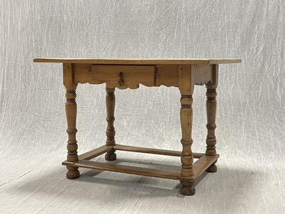 Fruitwood changer's table, other legs joined...