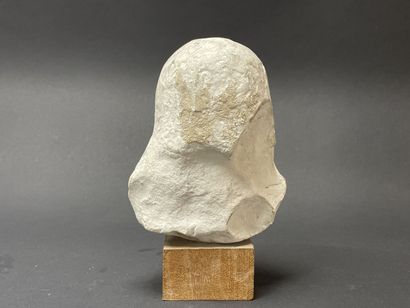 Bust of a nun.
17th century plaster cast...