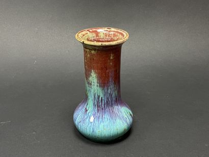 Fernand RUMEBE (1875-1952) - 
Vase en grès...