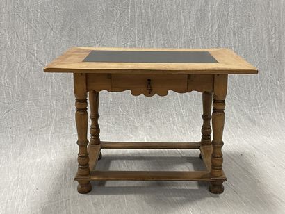 Fruitwood changer's table, other legs joined...