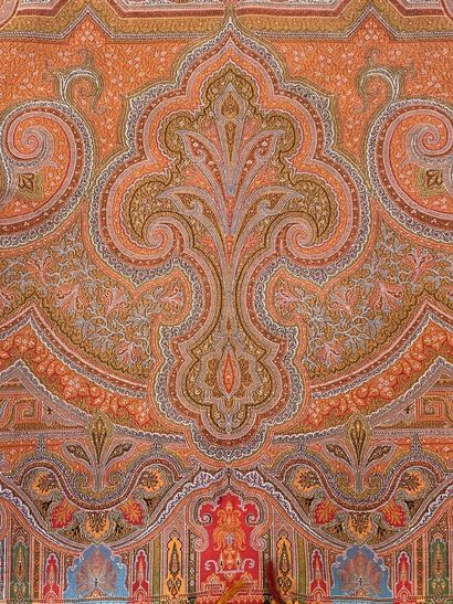 Antique wool cashmere.
160 x 350 cm.
Small...