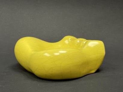 Georges JOUVE ( 1910-1964) 
Ashtray in cracked...