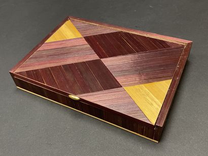 Straw marquetry box with geometric decoration....