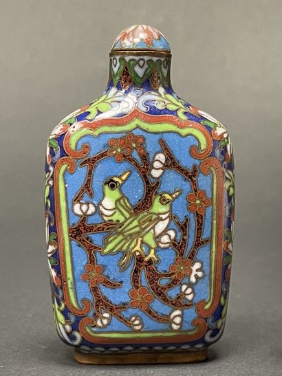 CHINA Set of four snuffboxes and an inkwell...