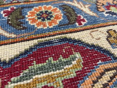 Oriental wool carpet, richly decorated.
KASHMAR,...
