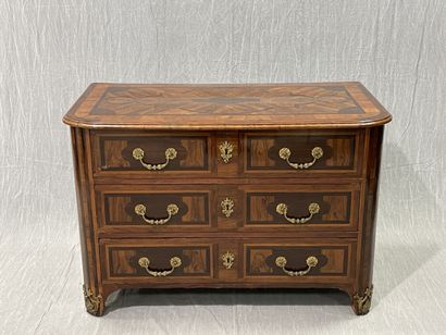 Rosewood-fringed chest of drawers, opening...