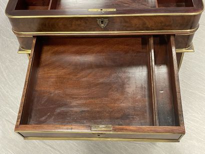 Mahogany veneered working table, underlined...