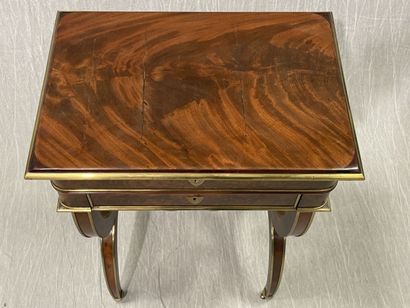Mahogany veneered working table, underlined...