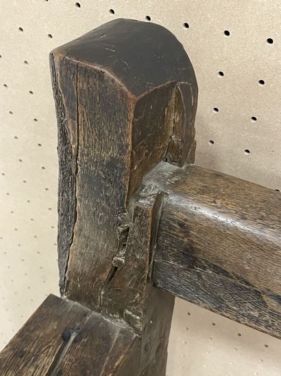 Large oak community bench.
17th century
96...