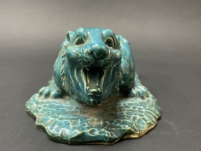 PRIMAVERA. 
Ceramic lioness, signed. 
9 x...