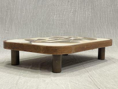 Roger CAPRON (1922-2006) : 
Table basse modèle...