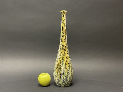 Georges CHASSIN (XX°)
Long vase en céramique...