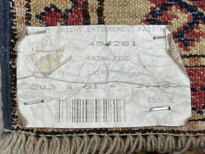 Tapis galerie Kazak en laine, fait main....