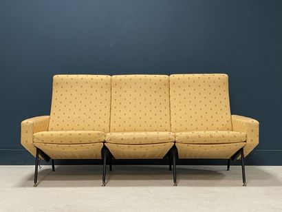Pierre GUARICHE (1926-1995) attribué à 
Canapé...