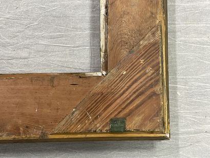Cadre en bois et stuc doré
Dim. intérieur:...