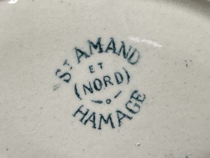 SAINT-AMAND et HAMAGE. Dinette en faïence...