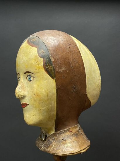 Rare Marotte sur pied, exemplaire de présentation
Système...