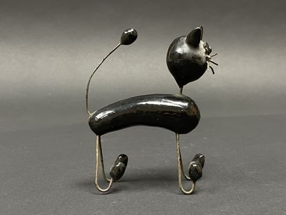 ACCOLAY 
Petit chat, 
Sculpture de la série...