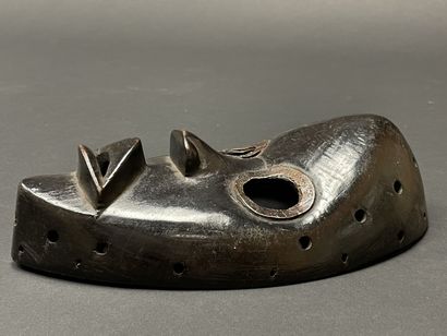 COTE D'IVOIRE Masque Dan.
Bois sculpté à...