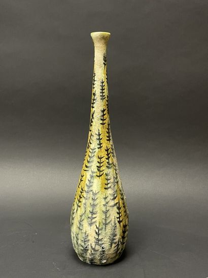 Georges CHASSIN (XX°)
Long vase en céramique...