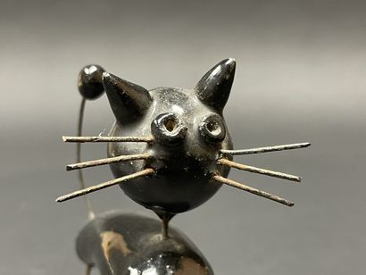 ACCOLAY 
Petit chat, 
Sculpture de la série...