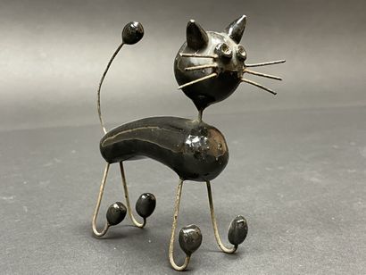 ACCOLAY 
Petit chat, 
Sculpture de la série...