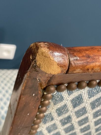 Fauteuil d'enfant en placage d'acajou
Milieu...